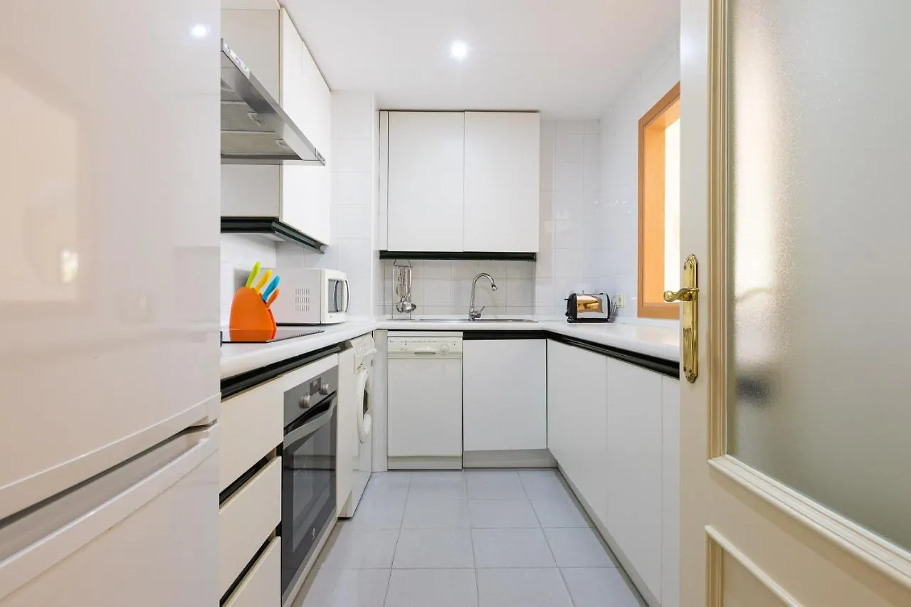 דירות Puerto Banus, Marina Banus, 2Br, 2Bth, Pool, Parking, Marbella, 2H מארבלה